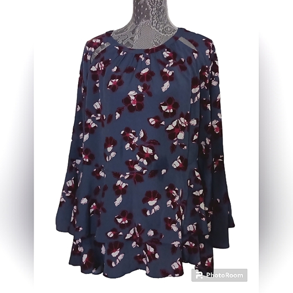 Lane Bryant Floral Top Trumpet Sleeves Peplum Effect, Size 24